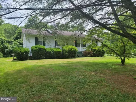 11411 John Marshall Hwy, Markham, VA 22643 photo 1