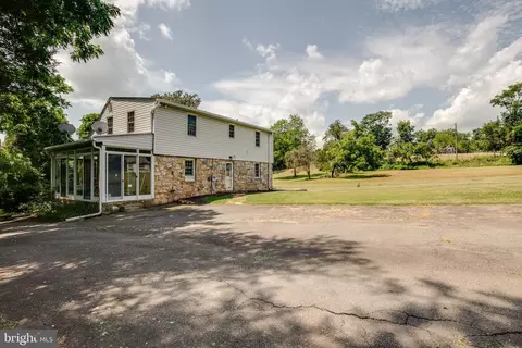 6064 Old Bust Head Rd, Broad Run, VA 20137 photo 35