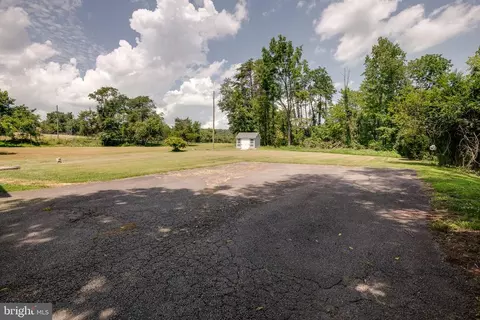6064 Old Bust Head Rd, Broad Run, VA 20137 photo 40