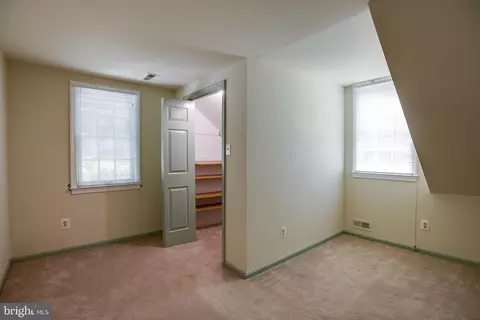 6064 Old Bust Head Rd, Broad Run, VA 20137 photo 25