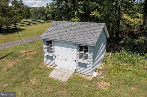 6064 Old Bust Head Rd, Broad Run, VA 20137 photo 33