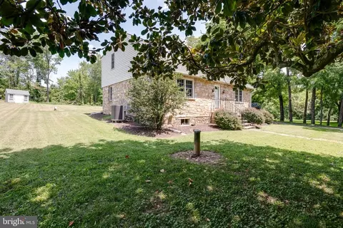 6064 Old Bust Head Rd, Broad Run, VA 20137 photo 34