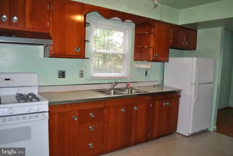 4902 Dumfries, Catlett, VA 20119 photo 9