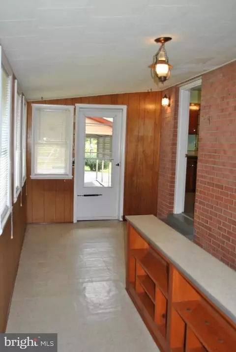 4902 Dumfries, Catlett, VA 20119 photo 8