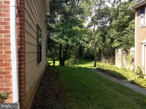 4522 Appledale Ct, Marshall, VA 20115 photo 2