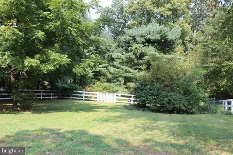 6041 Pilgrims Rest Rd, Broad Run, VA 20137 photo 14