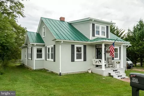 8561 Anderson Ave, Marshall, VA 20115 photo 2