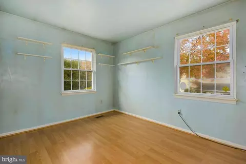 8618 Ashby Ct, Marshall, VA 20115 photo 16