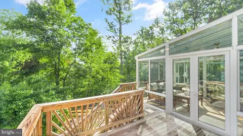 4563 Quail Run Dr, Marshall, VA 20115 photo 16