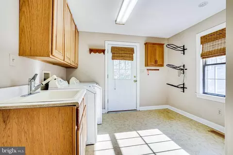 10149 Ramey Rd, Marshall, VA 20115 photo 32