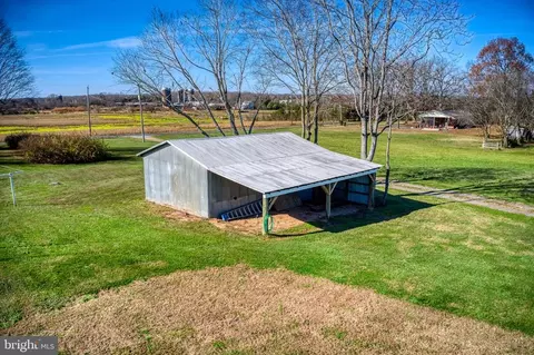 9753 Boteler Rd, Midland, VA 22728 photo 10