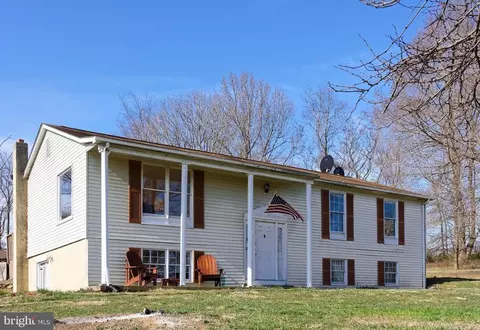 10565 Edmonds Ln, Delaplane, VA 20144 photo 3