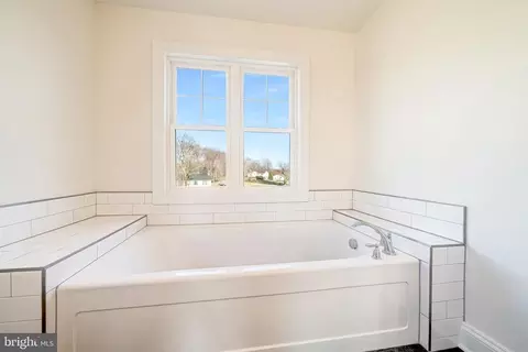 7093 Leeds Mnr, Marshall, VA 20115 photo 21