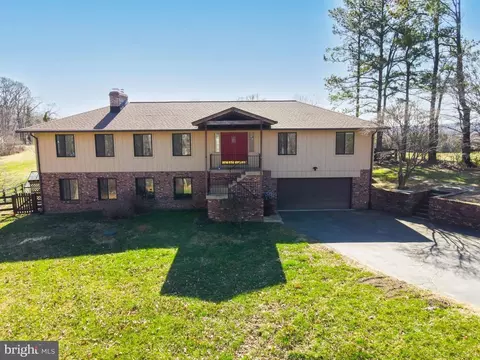 6239 Beverleys Mill Rd, Broad Run, VA 20137