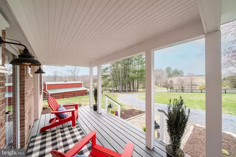 7945 Citation Dr, Marshall, VA 20115 photo 7