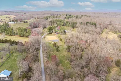 7945 Citation Dr, Marshall, VA 20115 photo 58