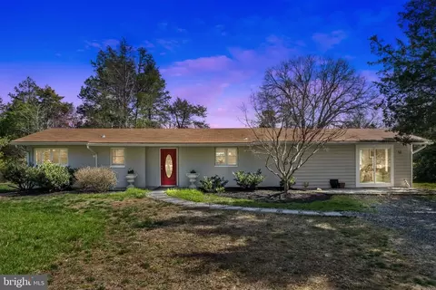 11565 James Madison St, Remington, VA 22734