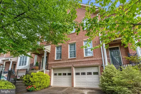 168 Mosby Cir, Warrenton, VA 20186