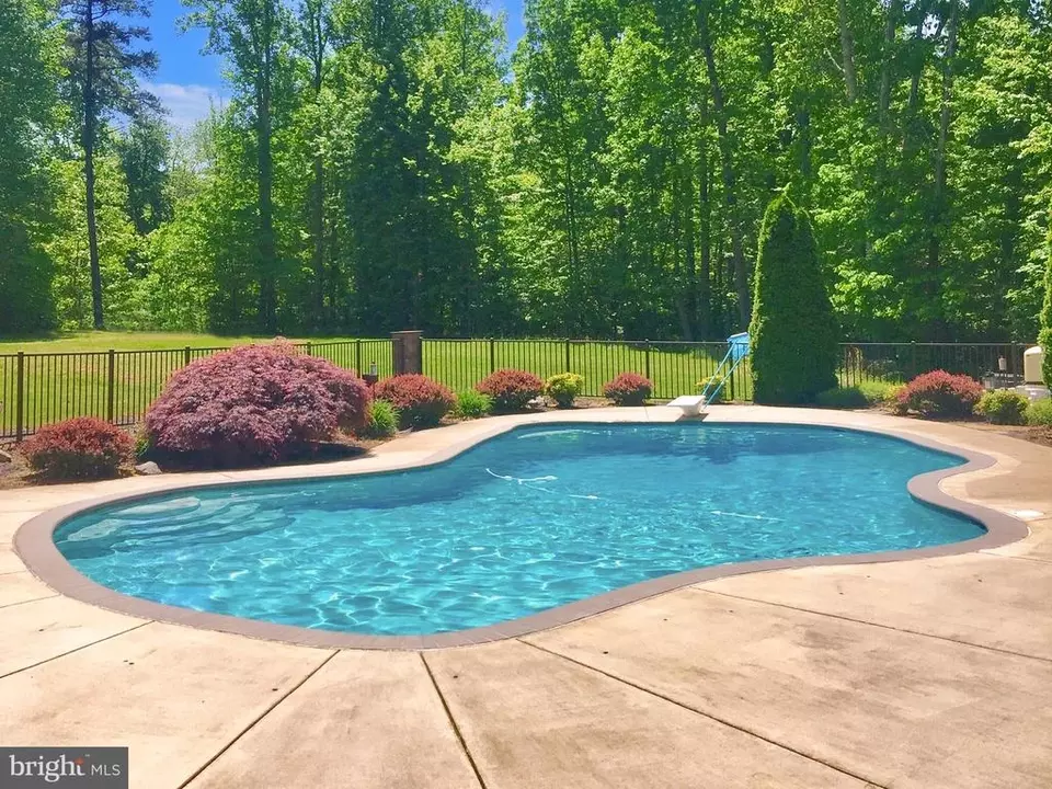  7544 Leeds Manor Rd, Marshall, VA 20115 photo 3