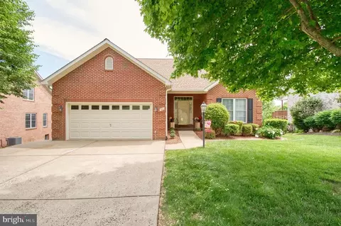 86 N View Cir N, Warrenton, VA 20186