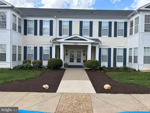 6704 Holly Farm Ln UNIT 209, Warrenton, VA 20187