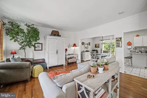 8392 Eldorado Dr, Marshall, VA 20115 photo 5