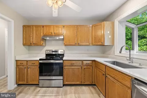 60 Fishback Ct, Warrenton, VA 20186 photo 7