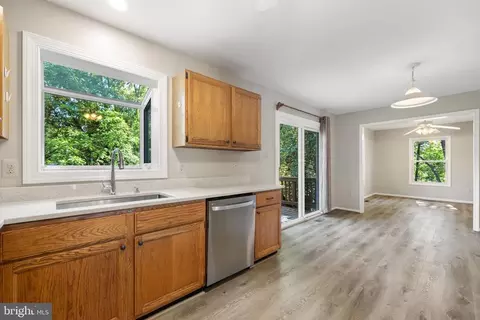 60 Fishback Ct, Warrenton, VA 20186 photo 8