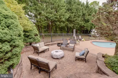 3882 Dumfries Rd, Catlett, VA 20119 photo 9