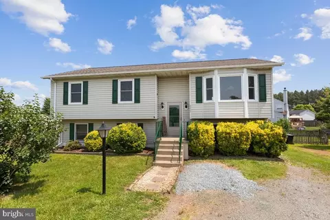 6237 Winston Pl E, Bealeton, VA 22712