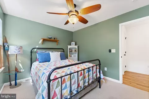 10677 Bears Den Rd, Marshall, VA 20115 photo 31