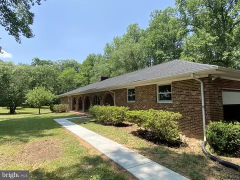 4596 Sumerduck Rd, Sumerduck, VA 22742 photo 7