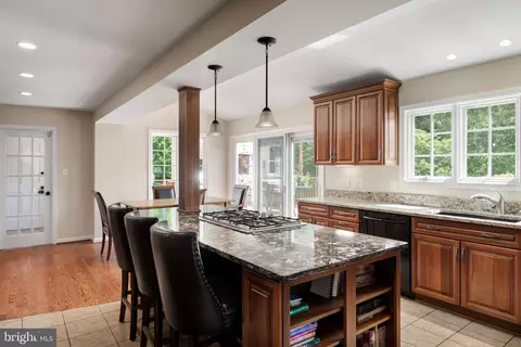 7757 Citation Dr, Marshall, VA 20115 photo 17