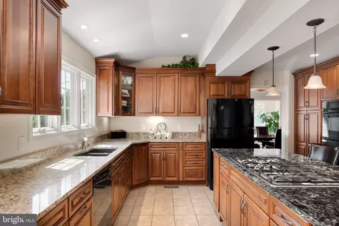 7757 Citation Dr, Marshall, VA 20115 photo 14