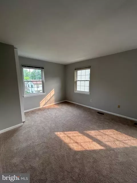 8617 Colston Ct, Marshall, VA 20115 photo 5