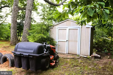 6115 Pilgrims Rest Rd, Broad Run, VA 20137 photo 24