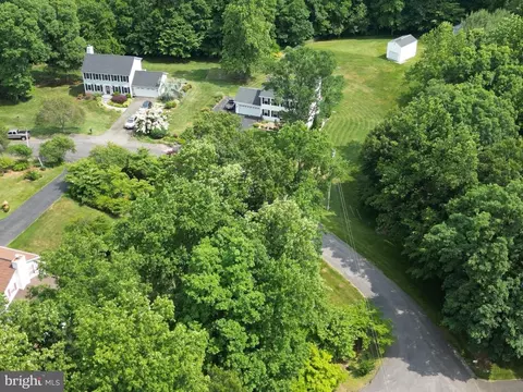 6115 Pilgrims Rest Rd, Broad Run, VA 20137 photo 8