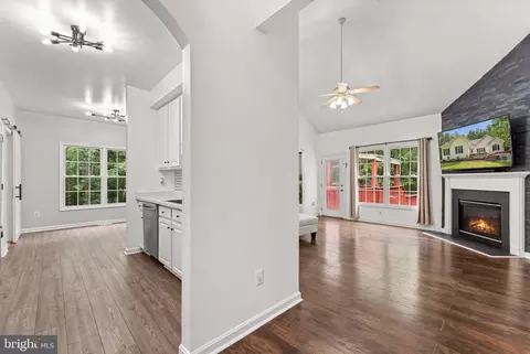 13359 Beaver Creek Rd, Sumerduck, VA 22742 photo 6
