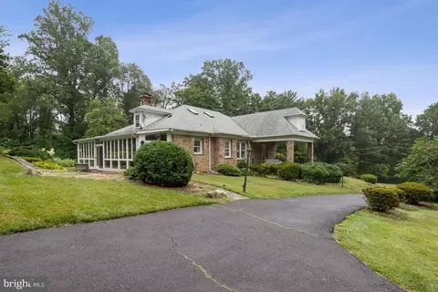 7704 Lee Hwy, Warrenton, VA 20186