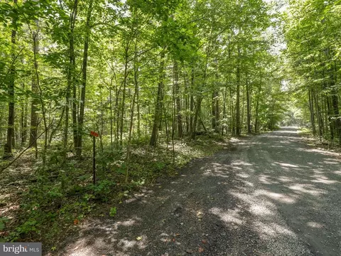 6041 Varzara Rd, Marshall, VA photo 5