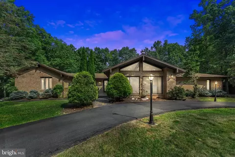 2144 Beaver Dam Rd, Midland, VA 22728