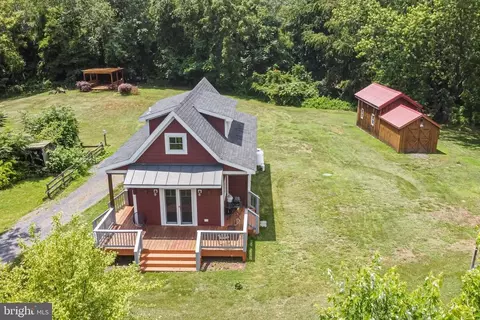 5110 Leeds Manor Rd, Hume, VA 22639