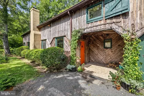 11590 Bear Cub Ct, Marshall, VA 20115 photo 2