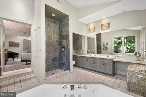 11590 Bear Cub Ct, Marshall, VA 20115 photo 18