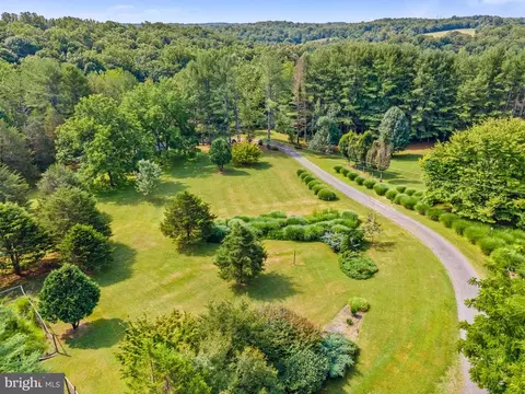 11590 Bear Cub Ct, Marshall, VA 20115 photo 38