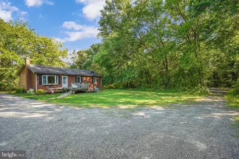200 W Main St W, Remington, VA 22734