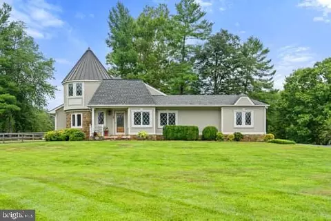 6115 Georgetown Rd, Broad Run, VA 20137