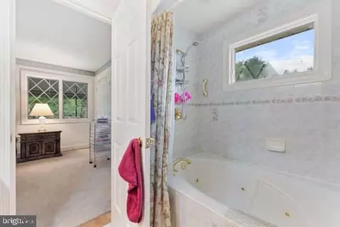 6115 Georgetown Rd, Broad Run, VA 20137 photo 22