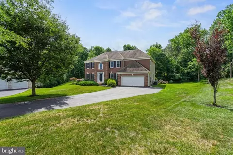 7531 Millpond Ct, Warrenton, VA 20187