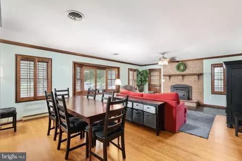 4326 Dumfries Rd, Catlett, VA 20119 photo 5